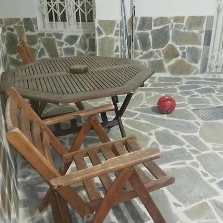 Central Town House 60M2**** Piraeus Buitenkant foto