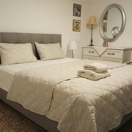 Central Town House 60M2**** Piraeus Buitenkant foto