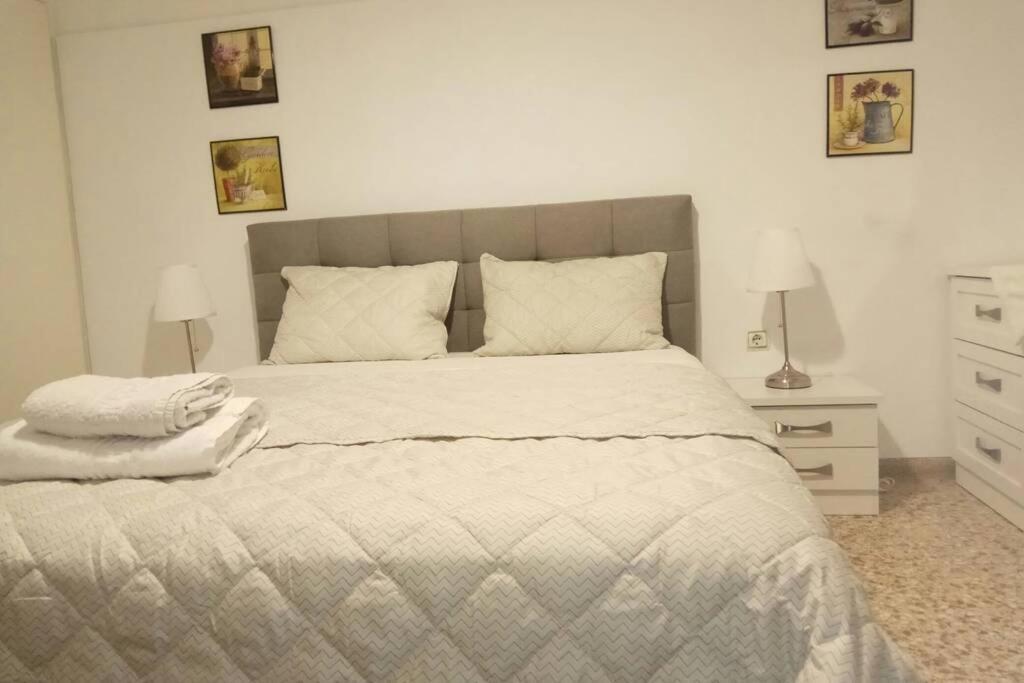 Central Town House 60M2**** Piraeus Buitenkant foto
