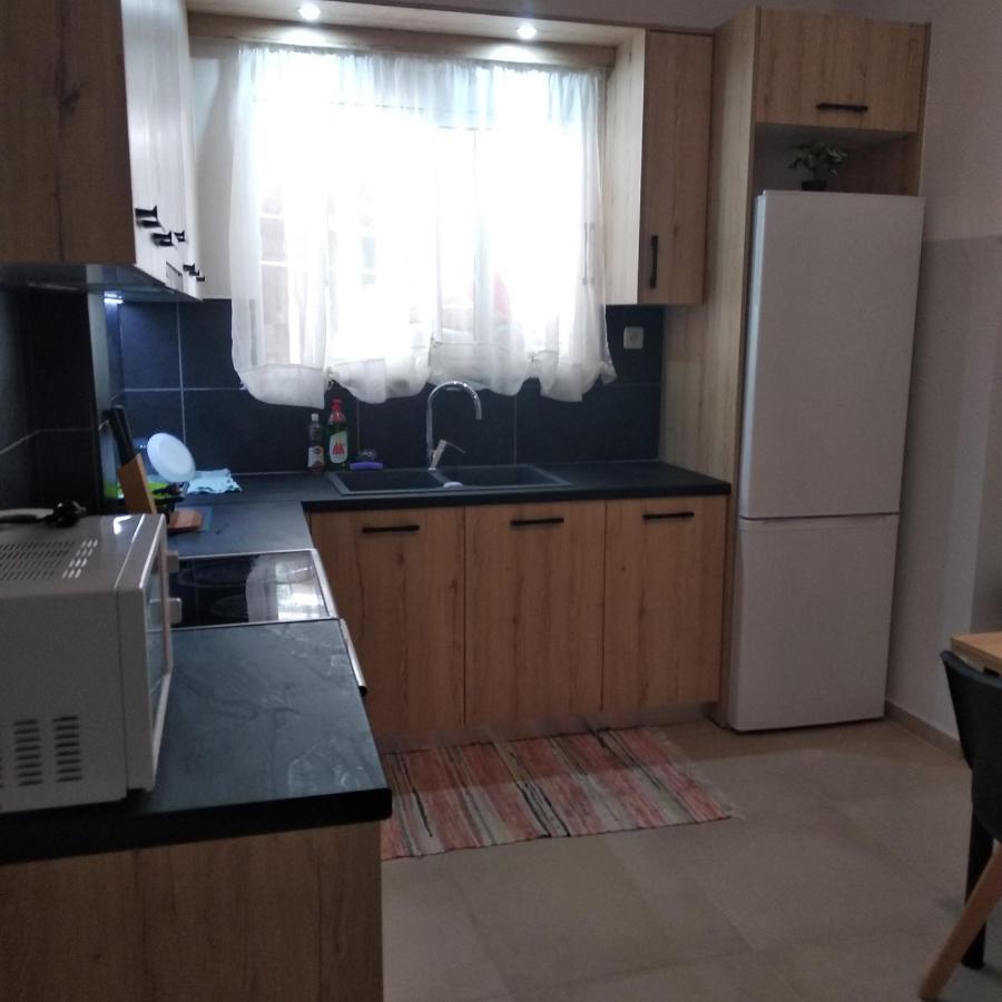 Central Town House 60M2**** Piraeus Buitenkant foto