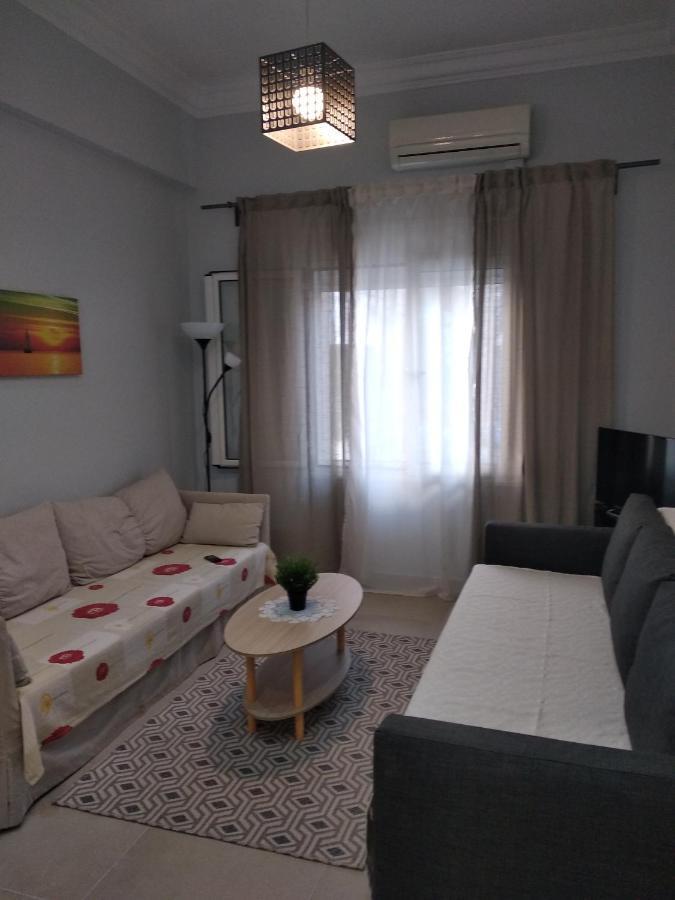 Central Town House 60M2**** Piraeus Buitenkant foto